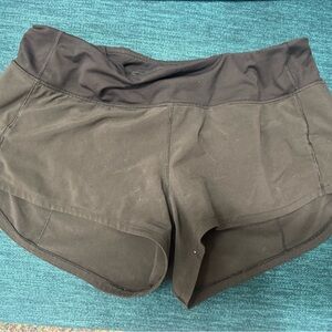 lululemon size 6 speed up Athletic Shorts